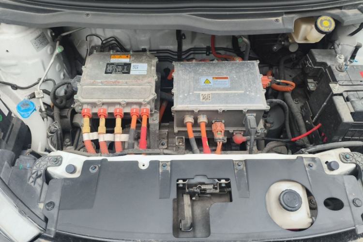 Used JMEV Ezi EV3 2022 Small Radar Yuebao Model Engine Bay