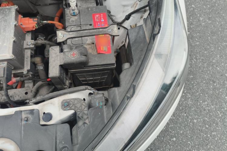 Used JMEV Ezi EV3 2022 Small Radar Yuebao Model Engine Bay Left