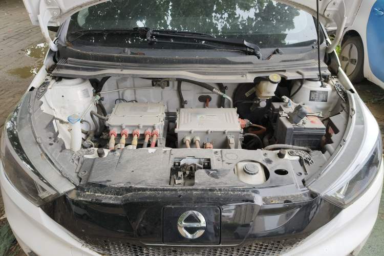 Used JMEV Ezi EV3 2022 Small Radar Yuebao Model Engine Bay