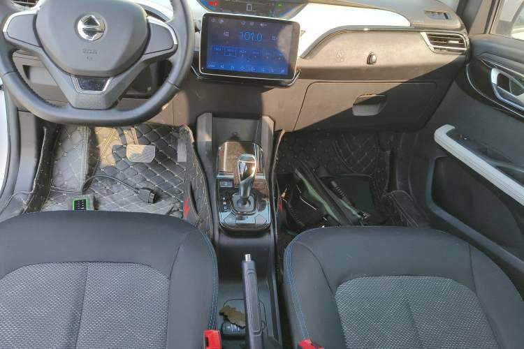 Used JMEV Ezi EV3 2022 Small Radar Yuebao Model Gear Lever
