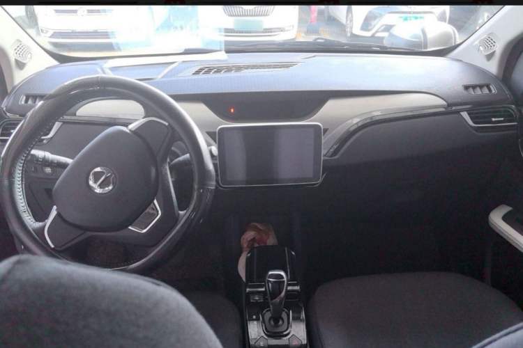 Used JMEV Ezi EV3 2022 Small Radar Yuebao Model Interior 1