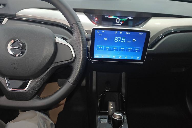 Used JMEV Ezi EV3 2022 Small Radar Yuebao Model Interior 2