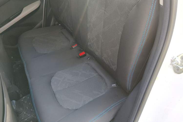 Used JMEV Ezi EV3 2022 Small Radar Yuebao Model Interior 4