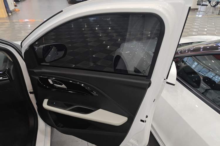 Used JMEV Ezi EV3 2022 Small Radar Yuebao Model Interior 5