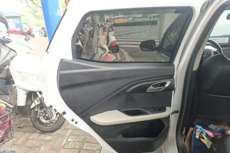 Used JMEV Ezi EV3 2022 Small Radar Yuebao Model Interior 8