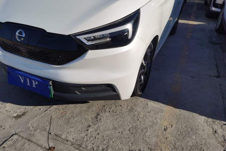 Used JMEV Ezi EV3 2022 Small Radar Yuebao Model Left Front Headlight
