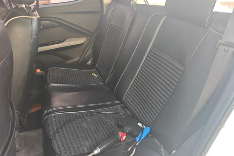 Used JMEV Ezi EV3 2022 Small Radar Yuebao Model Left Rear Seat
