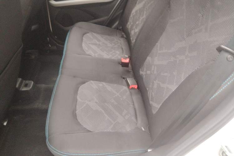 Used JMEV Ezi EV3 2022 Small Radar Yuebao Model Left Rear Seat