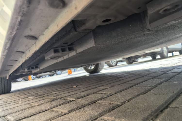 Used JMEV Ezi EV3 2022 Small Radar Yuebao Model Left Side Sill