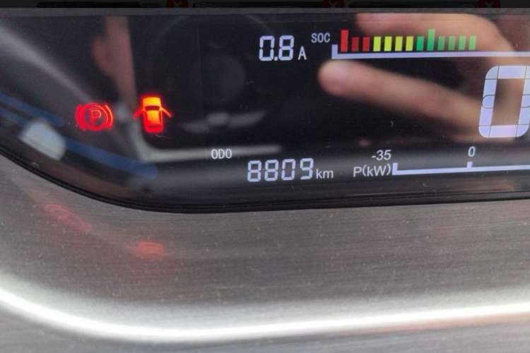 Used JMEV Ezi EV3 2022 Small Radar Yuebao Model Odometer Close Up
