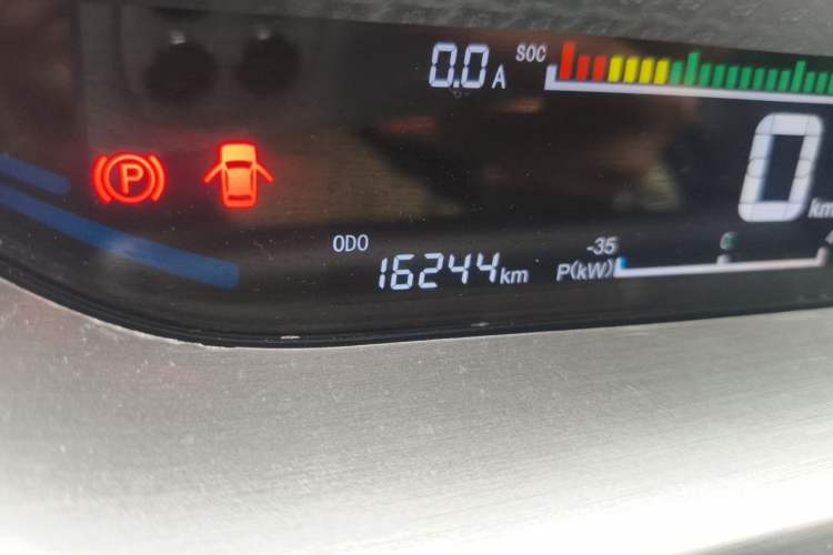 Used JMEV Ezi EV3 2022 Small Radar Yuebao Model Odometer Close Up
