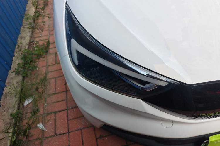 Used JMEV Ezi EV3 2022 Small Radar Yuebao Model Right Front Headlight