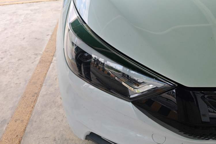Used JMEV Ezi EV3 2022 Small Radar Yuebao Model Right Front Headlight