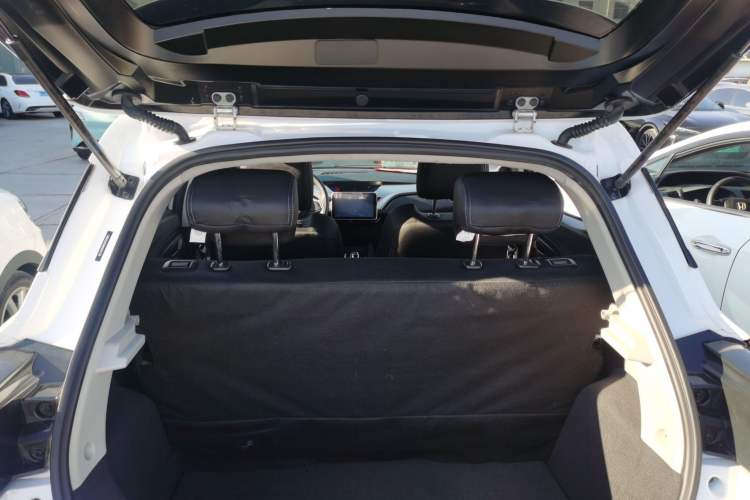 Used JMEV Ezi EV3 2022 Small Radar Yuebao Model Trunk