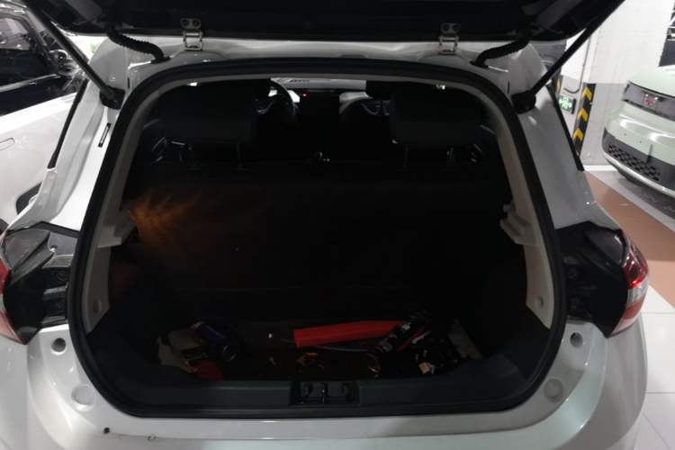 Used JMEV Ezi EV3 2022 Small Radar Yuebao Model Trunk