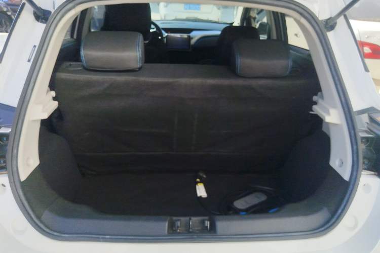 Used JMEV Ezi EV3 2022 Small Radar Yuebao Model Trunk
