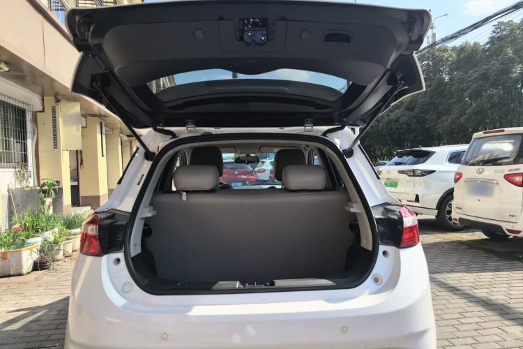 Used JMEV Ezi EV3 2022 Small Radar Yuebao Model Trunk