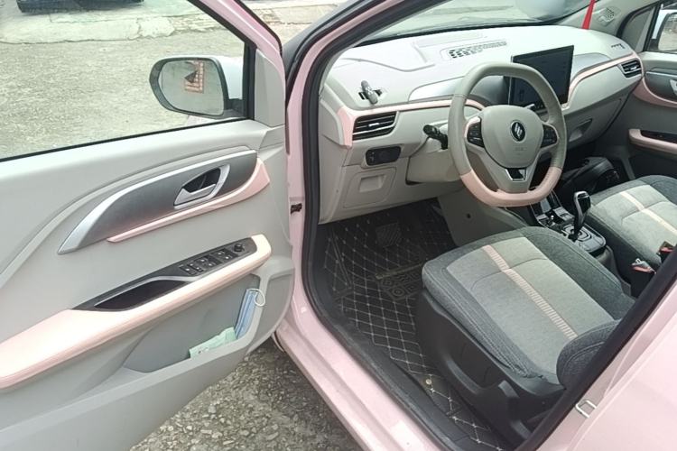 Used JMEV Ezi EV3 2023 Youth Edition 320KM Luxury Model Driver Seat