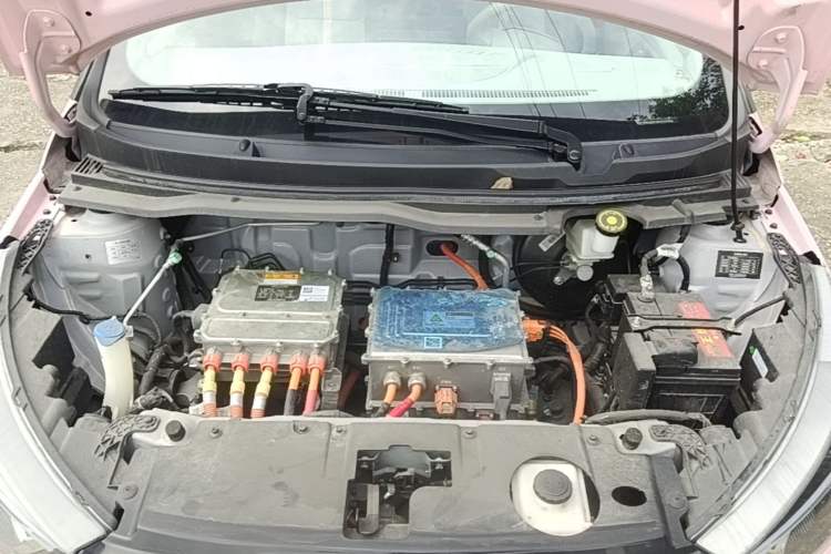 Used JMEV Ezi EV3 2023 Youth Edition 320KM Luxury Model Engine Bay