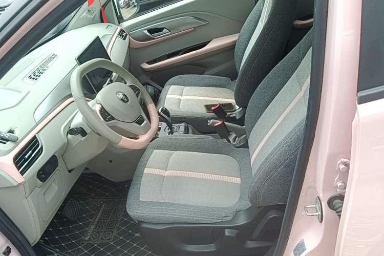 Used JMEV Ezi EV3 2023 Youth Edition 320KM Luxury Model Left Front Seat