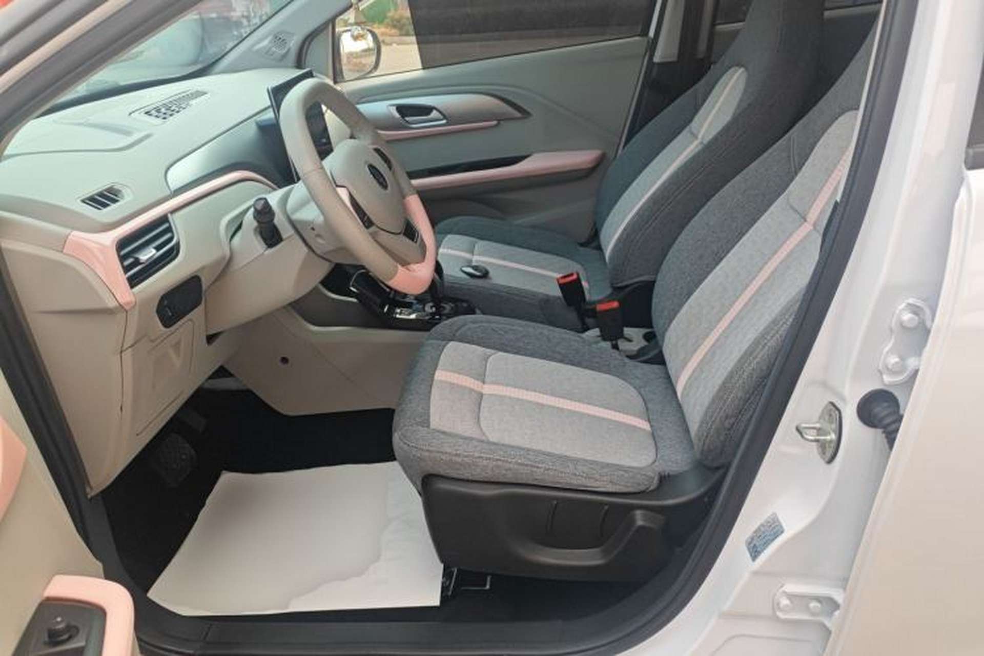 Used JMEV Ezi EV3 2023 Youth Edition 251KM Comfort Model Left Front Seat