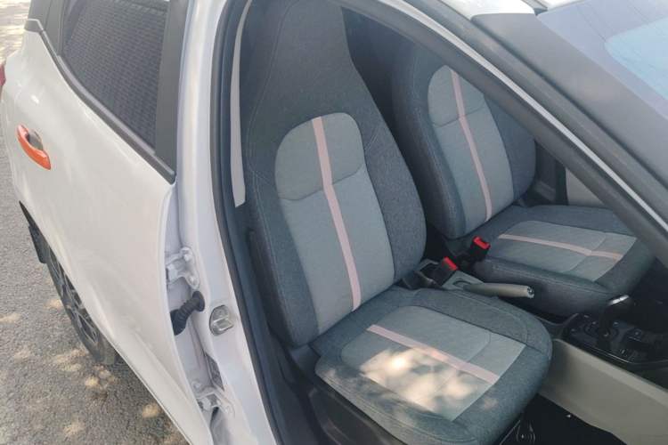 Used JMEV Ezi EV3 2023 Youth Edition 251KM Comfort Model Right Front Seat
