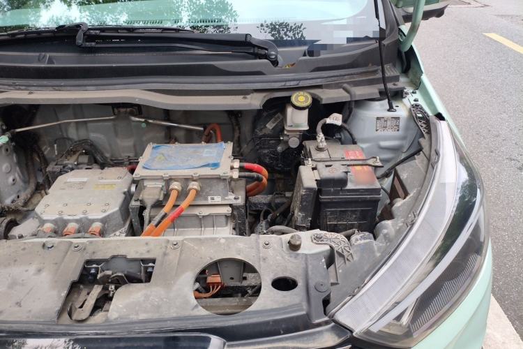 Used JMEV Ezi EV3 2024 Youth Edition 330KM Luxury Model Engine Bay Left