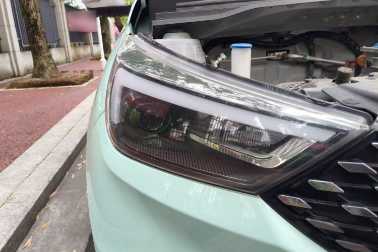 Used JMEV Ezi EV3 2024 Youth Edition 330KM Luxury Model Right Front Headlight