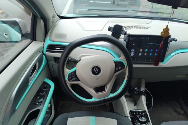 Used JMEV Ezi EV3 2024 Youth Edition 330KM Luxury Model Steering Wheel