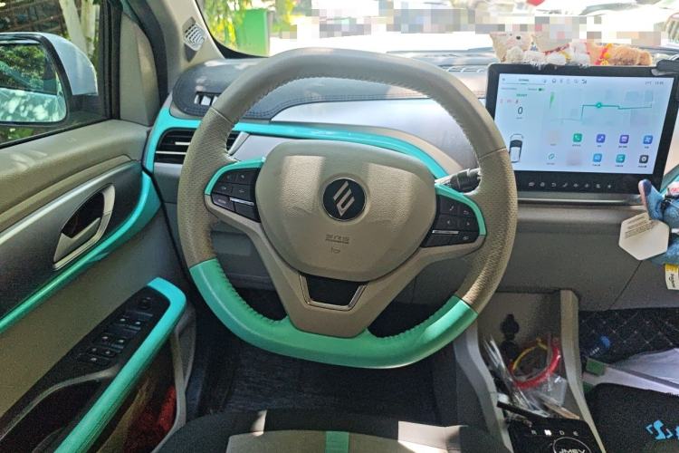 Used JMEV Ezi EV3 2024 Youth Edition 330KM Luxury Model Steering Wheel