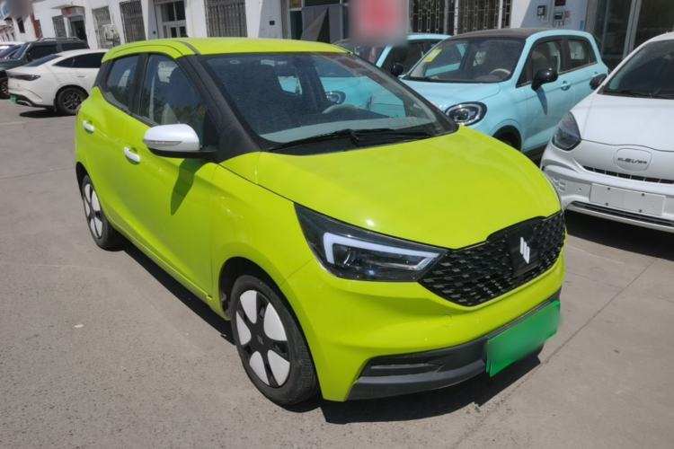 Used JMEV Ezi EV3 2024 Edition Youth Version 330KM Comfort Model Front Right 45 Deg