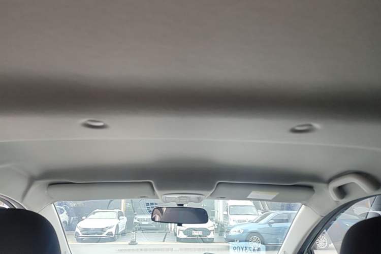 Used JMEV Ezi EV3 2024 Edition Youth Version 330KM Comfort Model Headliner