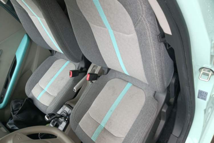 Used JMEV Ezi EV3 2024 Edition Youth Version 330KM Comfort Model Left Front Seat