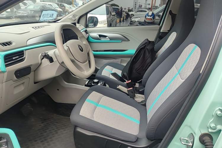 Used JMEV Ezi EV3 2024 Edition Youth Version 330KM Comfort Model Left Front Seat