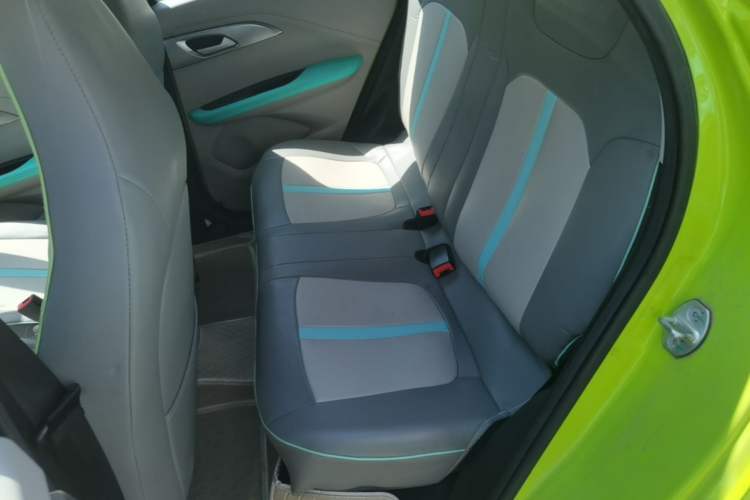 Used JMEV Ezi EV3 2024 Edition Youth Version 330KM Comfort Model Left Rear Seat