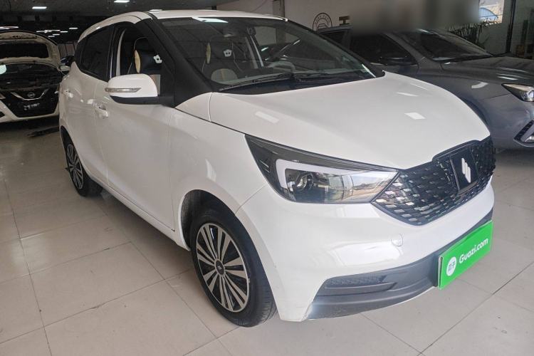 Used JMEV Ezi EV3 2024 Edition Youth Version 330KM Comfort Model Front Right 45 Deg