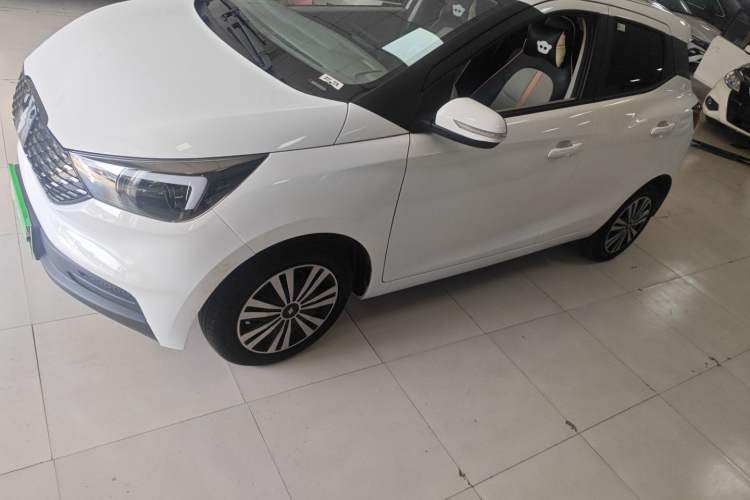 Used JMEV Ezi EV3 2024 Edition Youth Version 330KM Comfort Model Left Side
