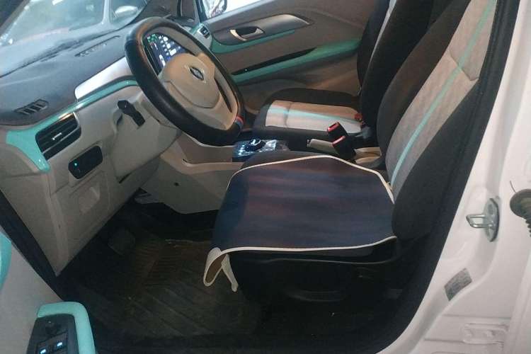 Used JMEV Ezi EV3 2024 Edition Youth Version 330KM Comfort Model Left Front Seat