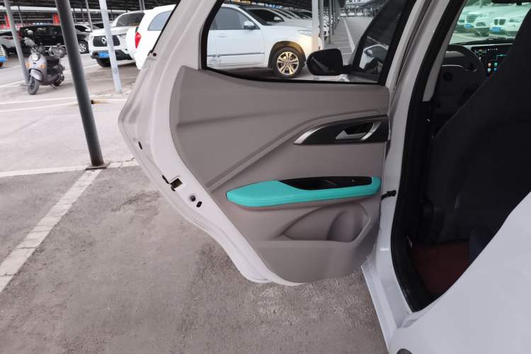 Used JMEV Ezi EV3 2024 Edition Youth Version 330KM Comfort Model Left Rear Door Interior