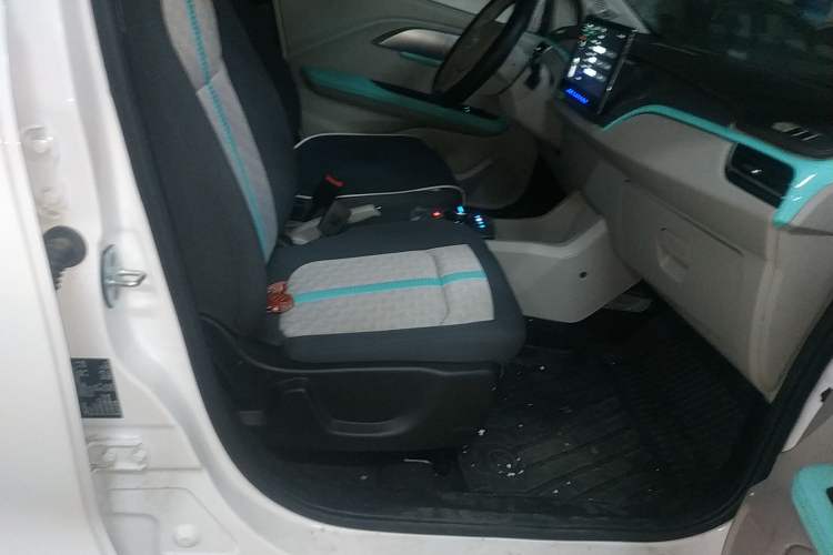 Used JMEV Ezi EV3 2024 Edition Youth Version 330KM Comfort Model Right Front Seat