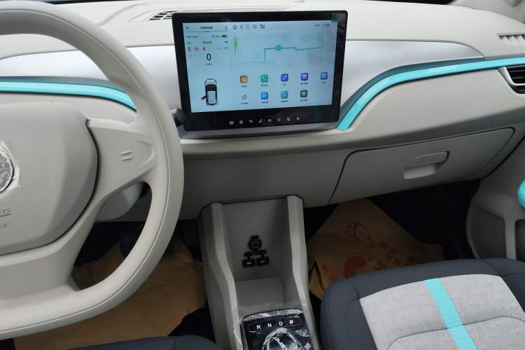 Used JMEV Ezi EV3 2025 Plus 330KM Comfort Version Audio And AC Panel