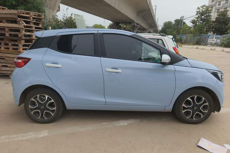 Used JMEV Ezi EV3 2025 Plus 330KM Luxury Version Exterior 2