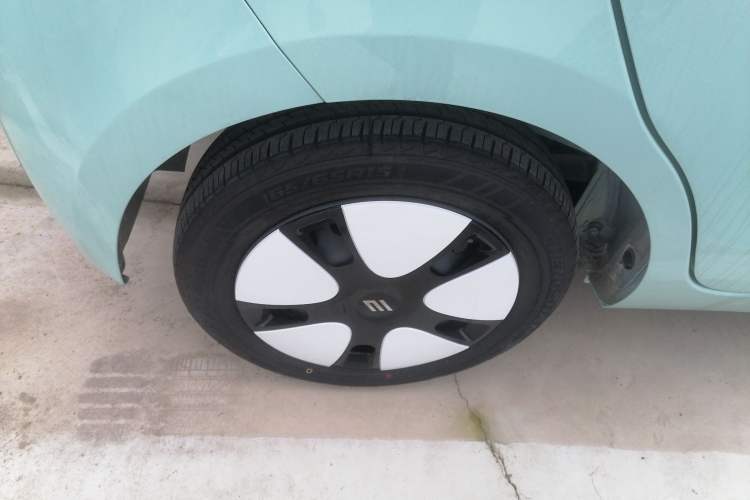 Used JMEV Ezi EV3 2025 Plus 330KM Comfort Version Exterior 8