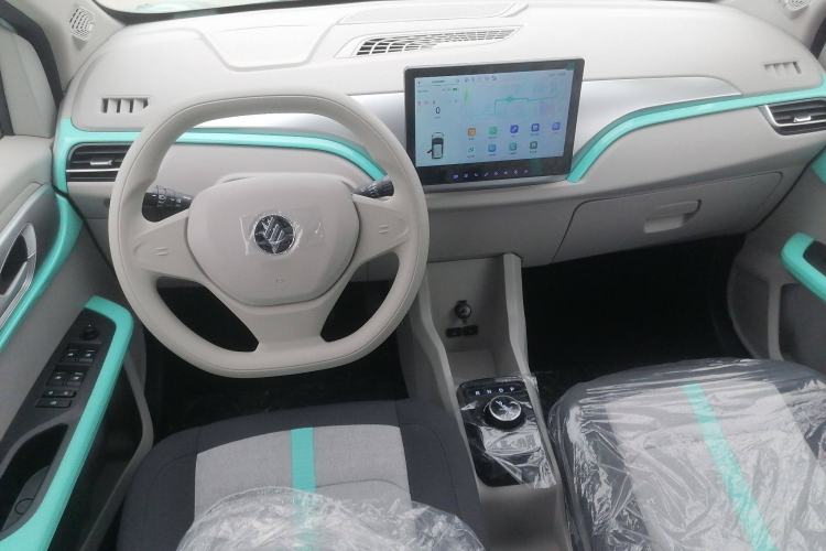 Used JMEV Ezi EV3 2025 Plus 330KM Comfort Version Interior 2
