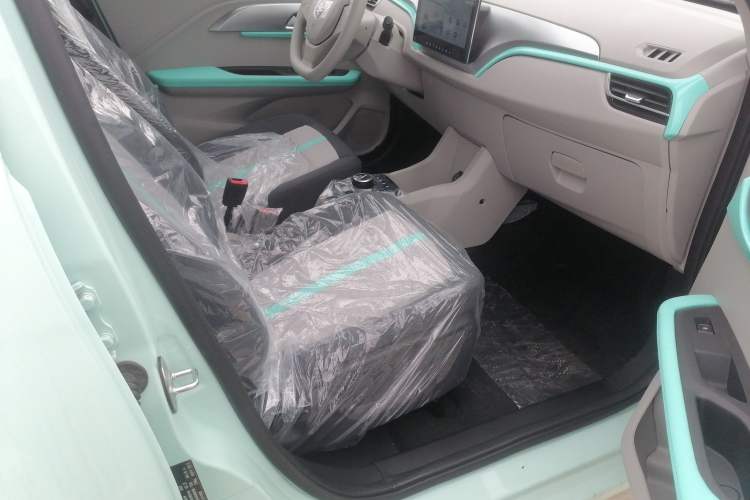 Used JMEV Ezi EV3 2025 Plus 330KM Comfort Version Right Front Seat