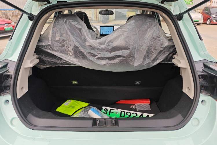 Used JMEV Ezi EV3 2025 Plus 330KM Comfort Version Trunk