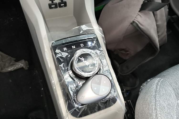Used JMEV Ezi EV3 2025 Plus 330KM Comfort Version Gear Lever