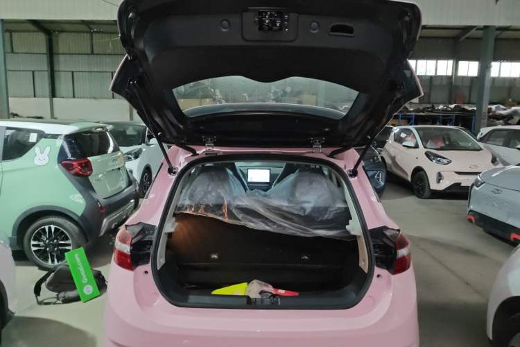 Used JMEV Ezi EV3 2025 Plus 330KM Comfort Version Trunk
