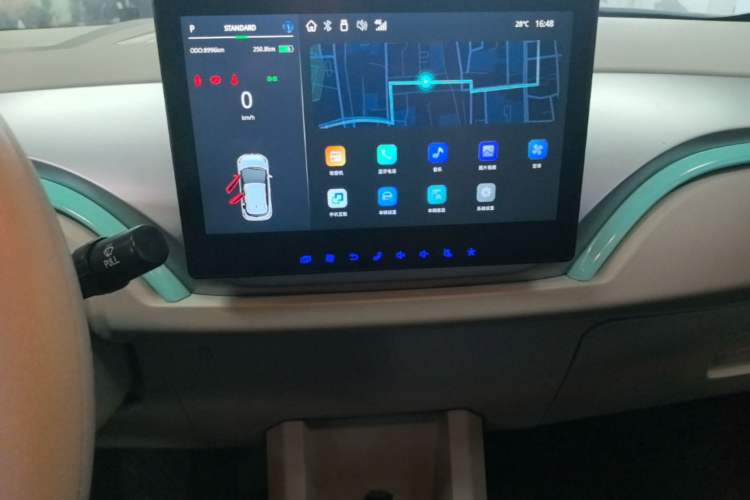 Used JMEV Ezi EV3 2025 Plus 330KM Comfort Version Audio And AC Panel
