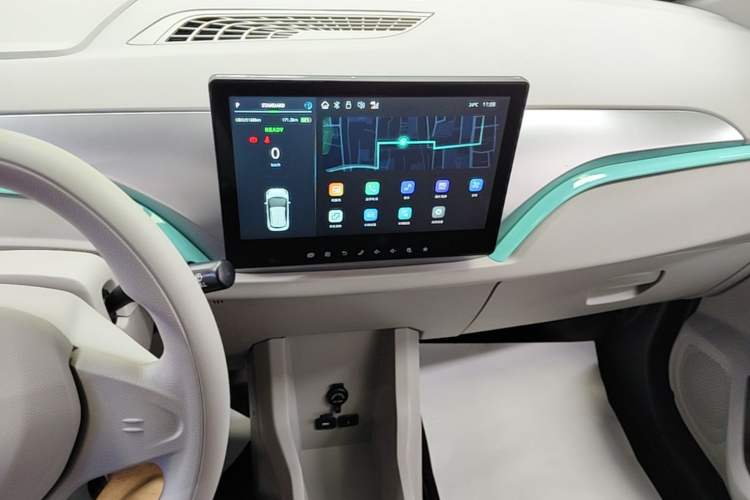 Used JMEV Ezi EV3 2025 Plus 330KM Comfort Version Audio And AC Panel